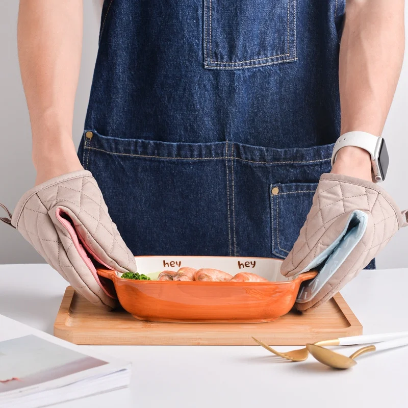 1pc キッチン抗火傷オーブン手袋キッチン多目的魚の形のシリ - Oven Mitt Silicone のレビューと価格