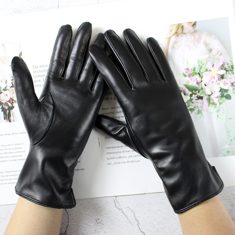 女性用カラーシープスキンレザーグローブ ストレートスタイル  - Leather Driving Glove のレビューと価格